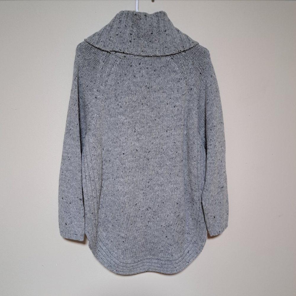 CYNTHIA ROWLEY Chunky Gray Sweater - Picture 3 of 4
